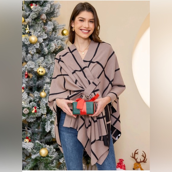 Moss Rose Women's Shawl Wrap Poncho Ruana Cape Open Front Az Black and Khaki - Picture 2 of 10